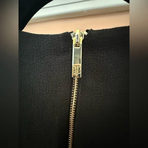 Tommy Hilfiger NWT Dress - Picture 6 of 8